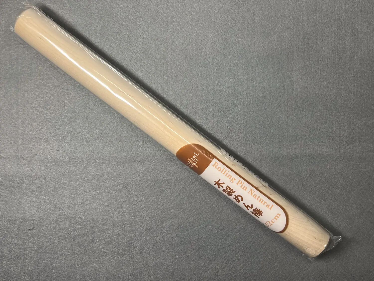 ダイソーの木製めん棒（32㎝）は料理はもちろん工作用丸棒としてもお得