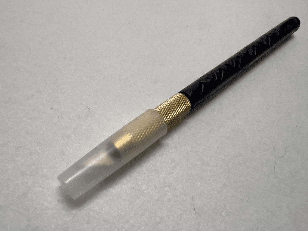 セリアのペーパークラフト用デザインナイフ ブラック