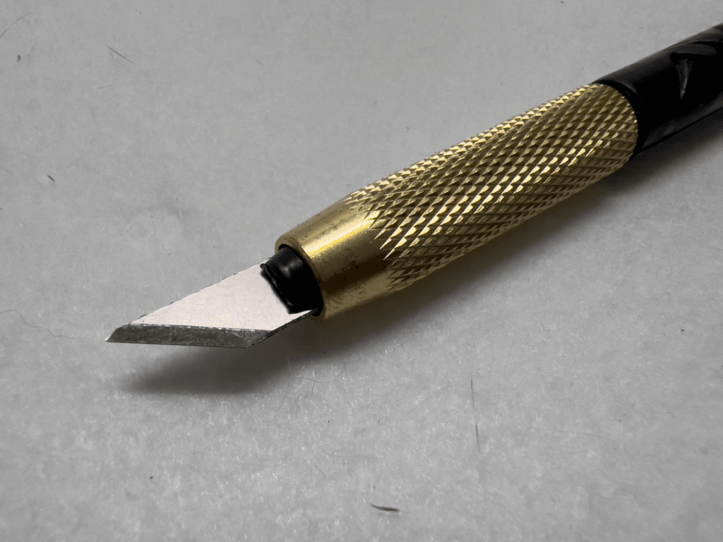 セリアのペーパークラフト用デザインナイフ ブラック