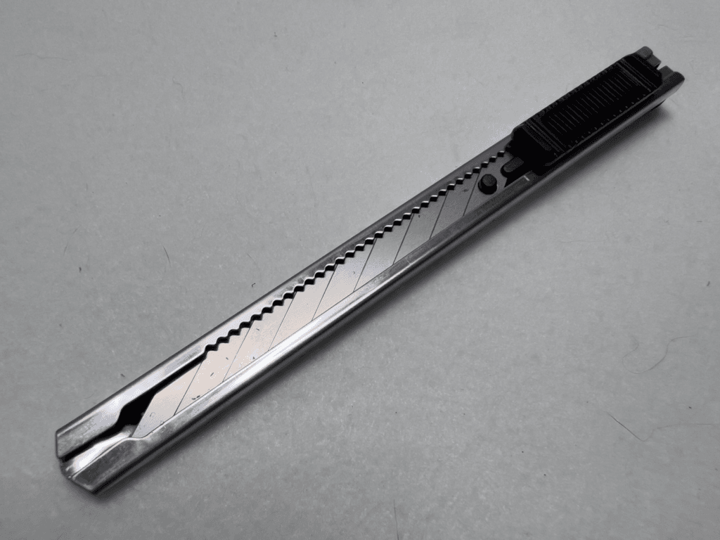 セリア　細工用カッター