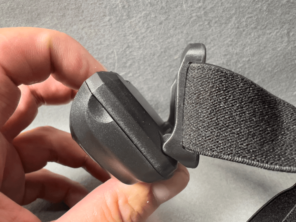 ダイソー　モーションセンサー付ヘッドライト