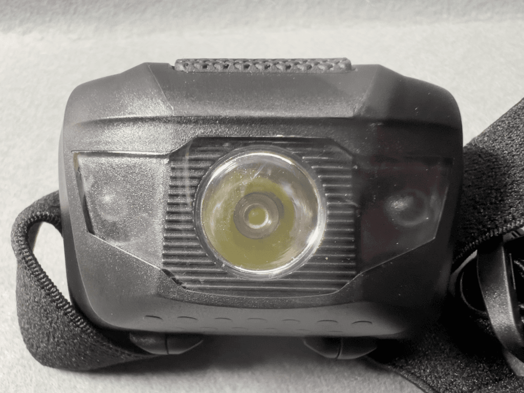 ダイソー　モーションセンサー付ヘッドライト