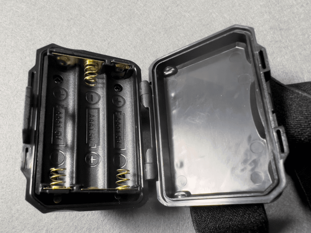 ダイソー　モーションセンサー付ヘッドライト