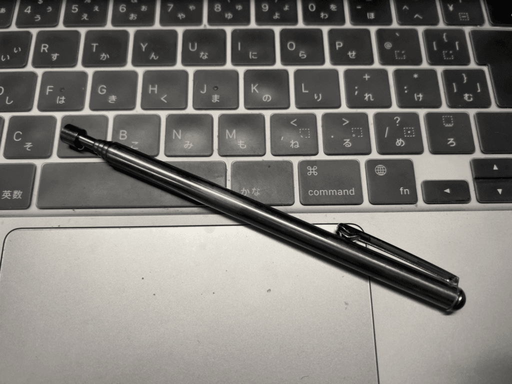 ダイソー　ピックアップツール　エア抜き