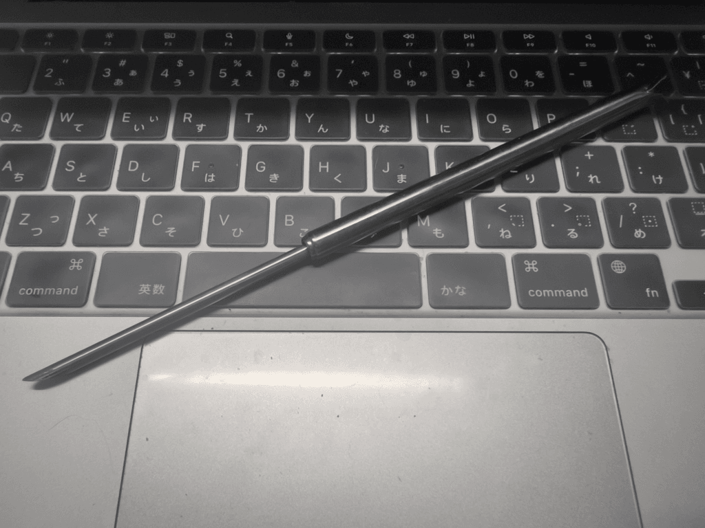 ダイソー　ピックアップツール　エア抜き