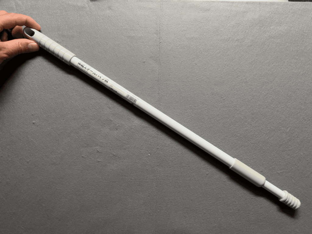 セリア　フロア　ラバーほうき