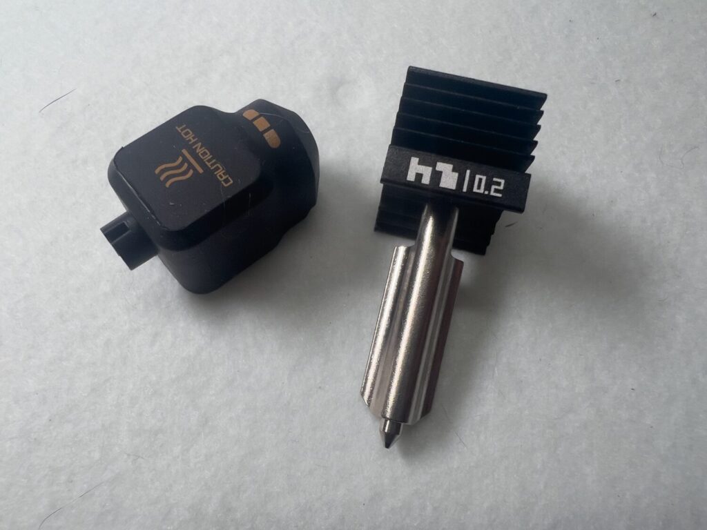 P2S 0.2mm 高速クイックスワップホットエンド 一体型高硬度鋼ノズル 耐高温エクストルーダー交換用 シリコンカバー付属 Bambu Lab P2S 3Dプリンター互換