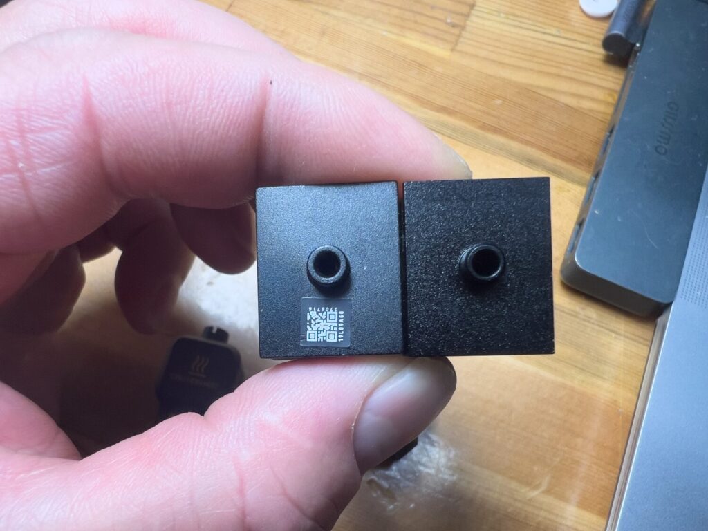 P2S 0.2mm 高速クイックスワップホットエンド 一体型高硬度鋼ノズル 耐高温エクストルーダー交換用 シリコンカバー付属 Bambu Lab P2S 3Dプリンター互換