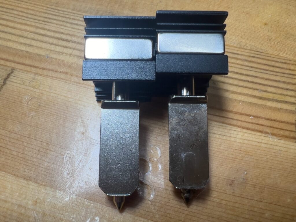 P2S 0.2mm 高速クイックスワップホットエンド 一体型高硬度鋼ノズル 耐高温エクストルーダー交換用 シリコンカバー付属 Bambu Lab P2S 3Dプリンター互換