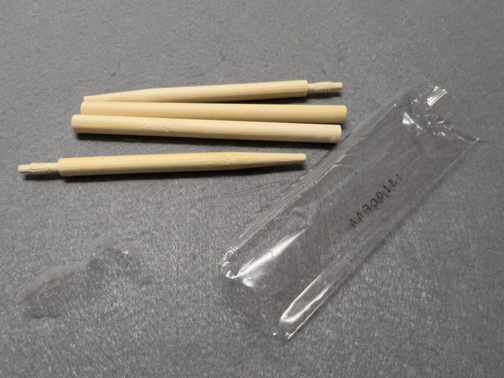 ダイソー　つなげて使える竹丸箸